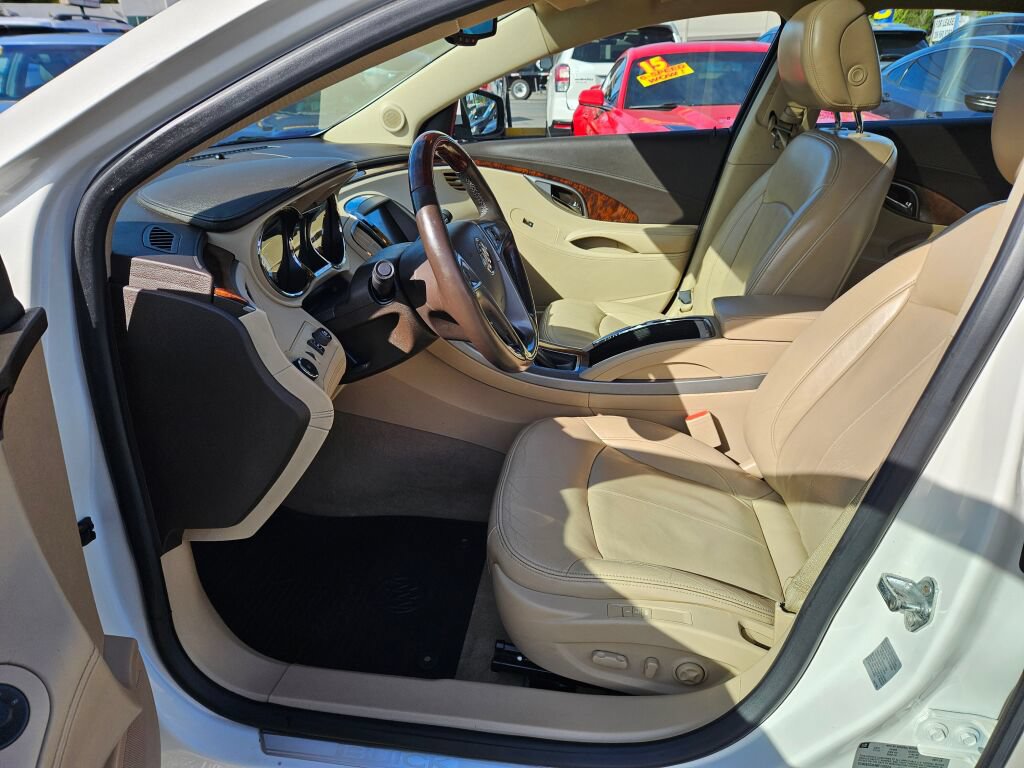 Used 2011 Buick LaCrosse CXS w/ Driver Confidence Package FWD image 14