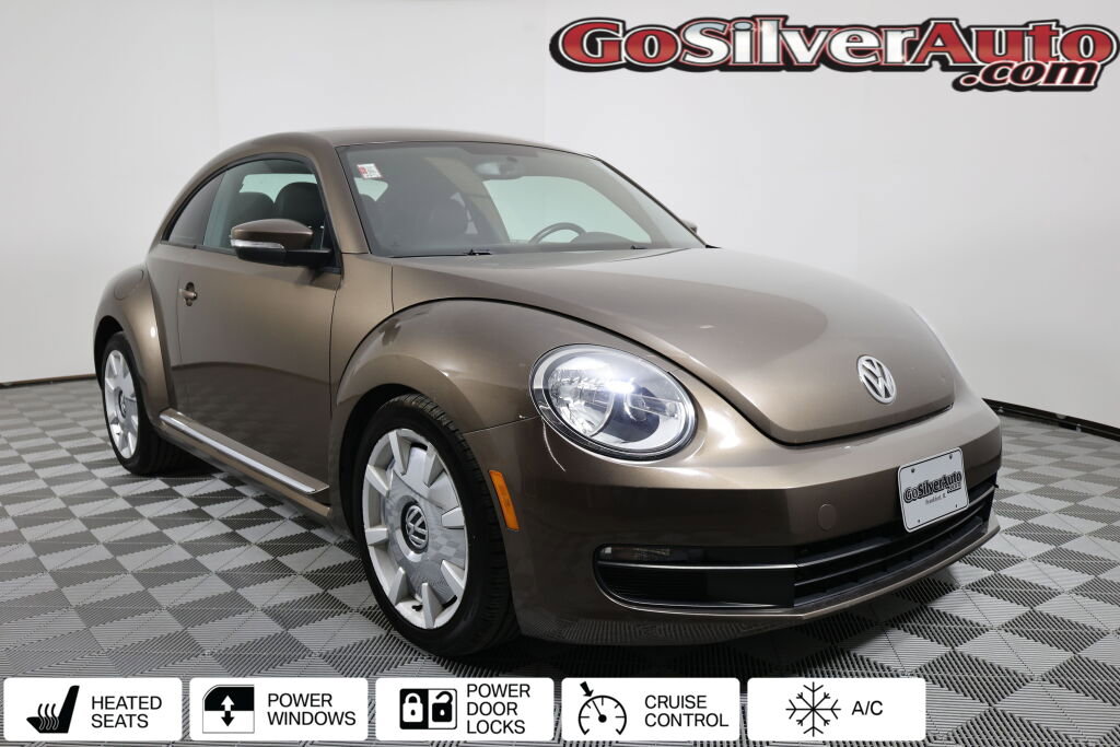 Used 2012 Volkswagen Beetle 2.5 FWD image 1