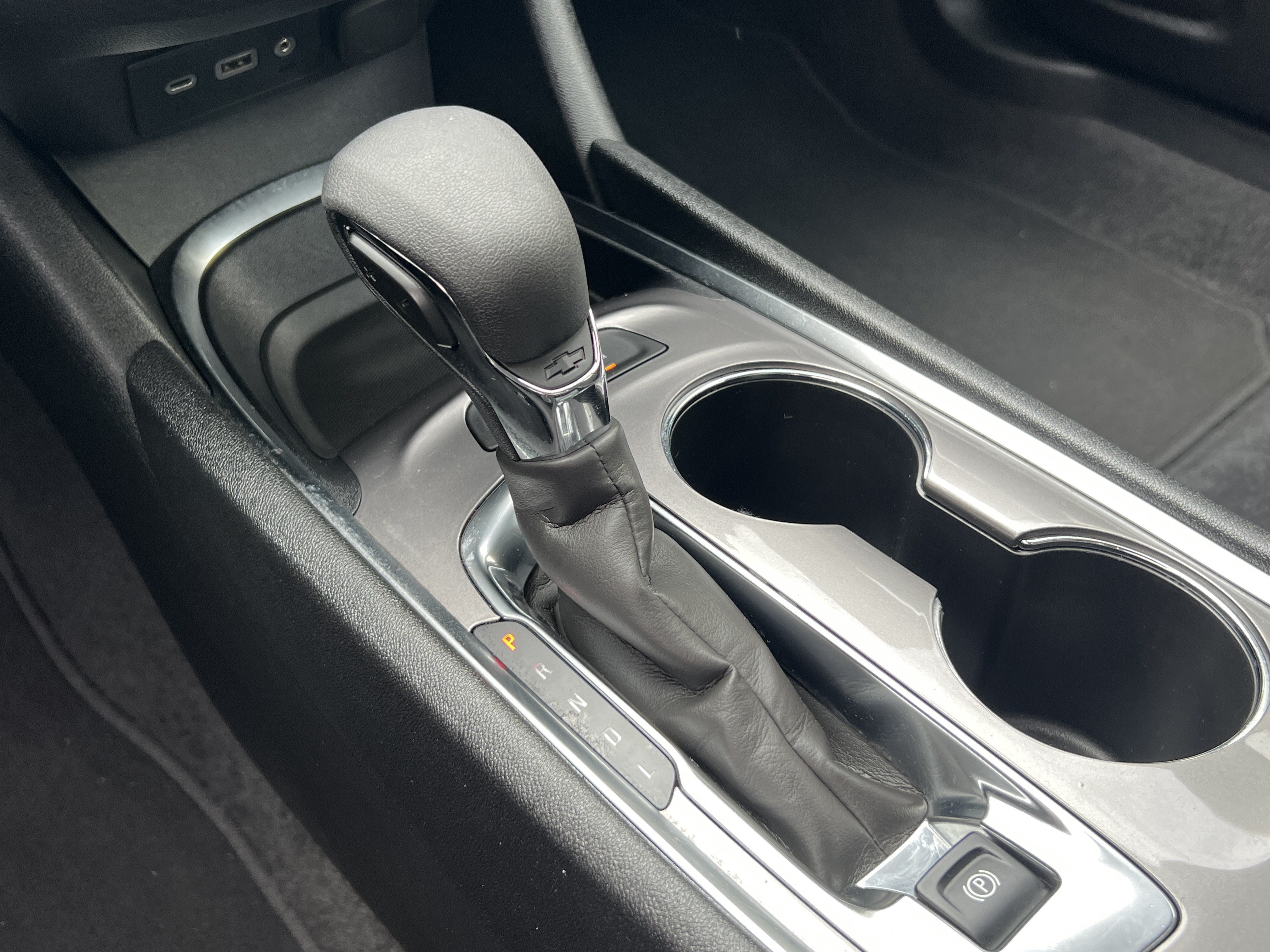 Used 2025 Chevrolet Malibu LT FWD image 30