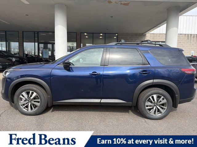 New 2026 Nissan Pathfinder SL image 7