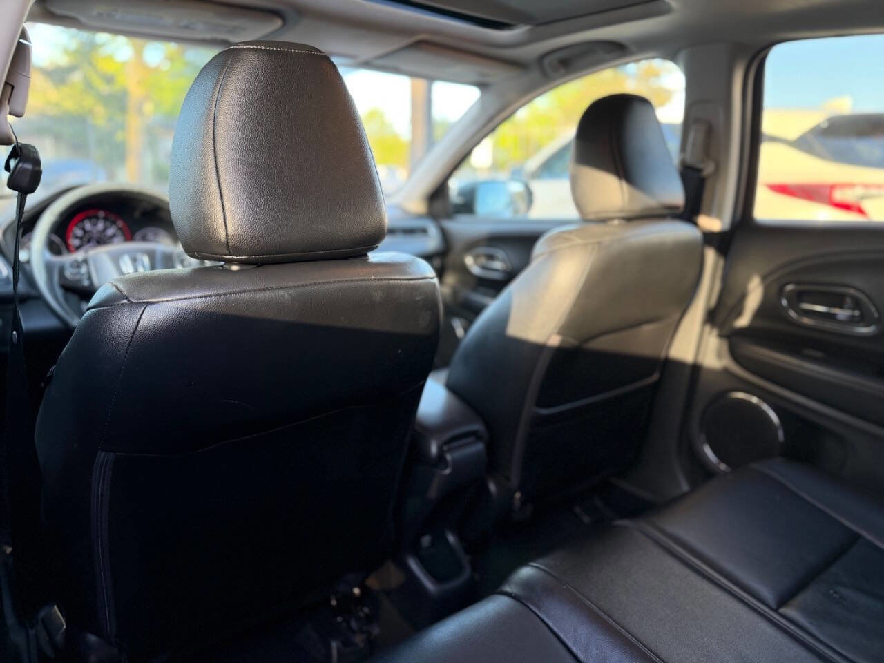 Used 2016 Honda HR-V EX-L image 13