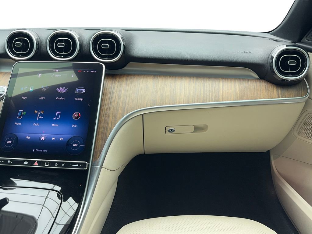 Used 2024 Mercedes-Benz C 300 Sedan image 19