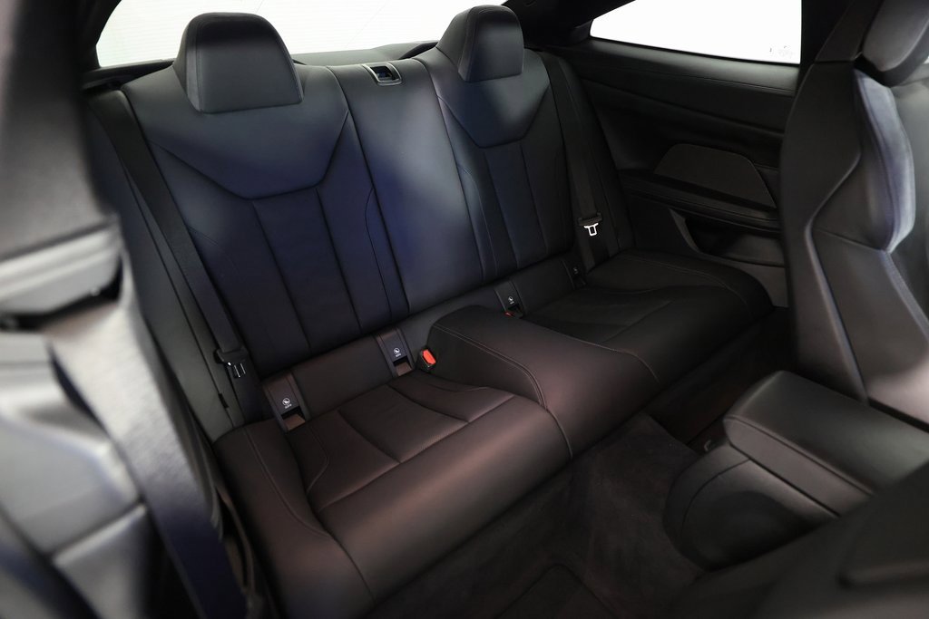 Used 2021 BMW M4 Coupe image 11