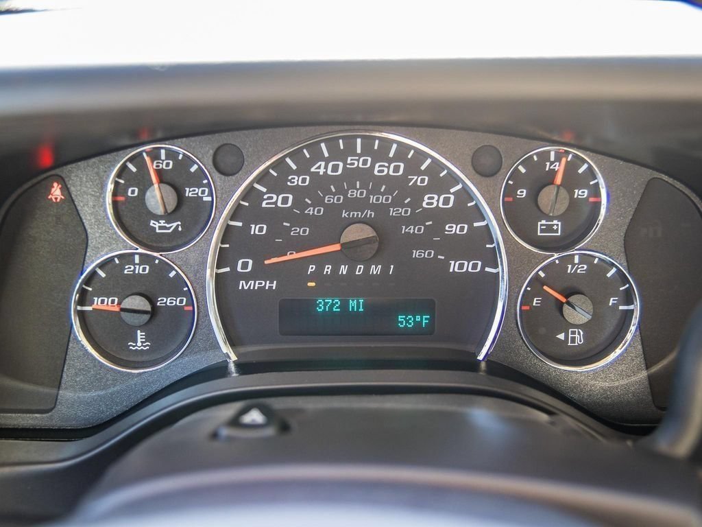 Used 2024 Chevrolet Express 3500 w/ Power Convenience Package RWD image 21