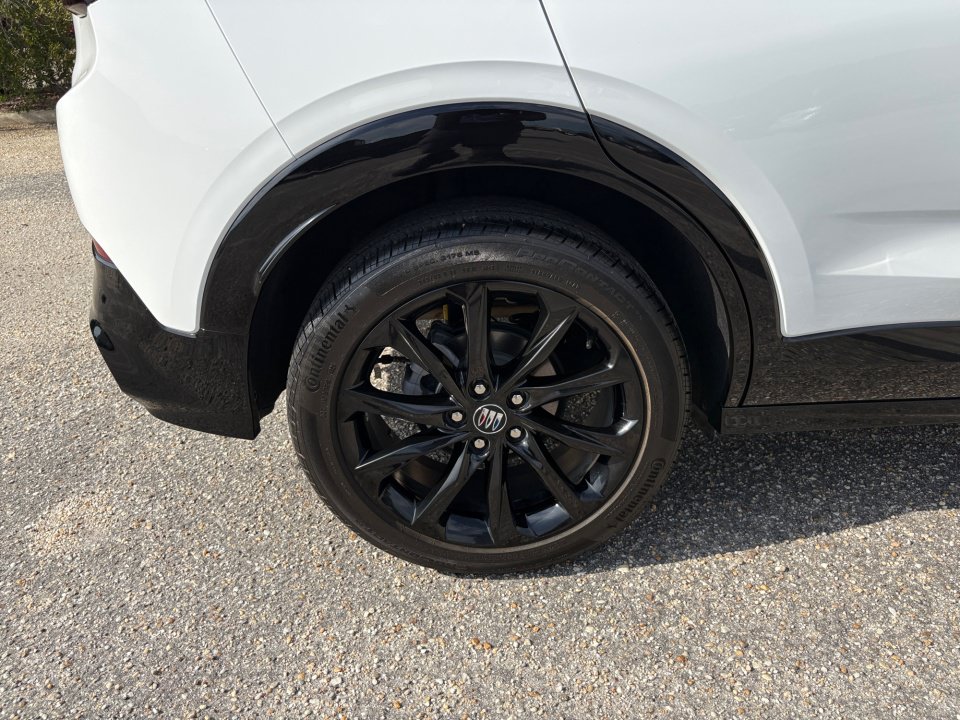 Certified 2026 Buick Encore GX Sport Touring w/ Comfort Package FWD image 23