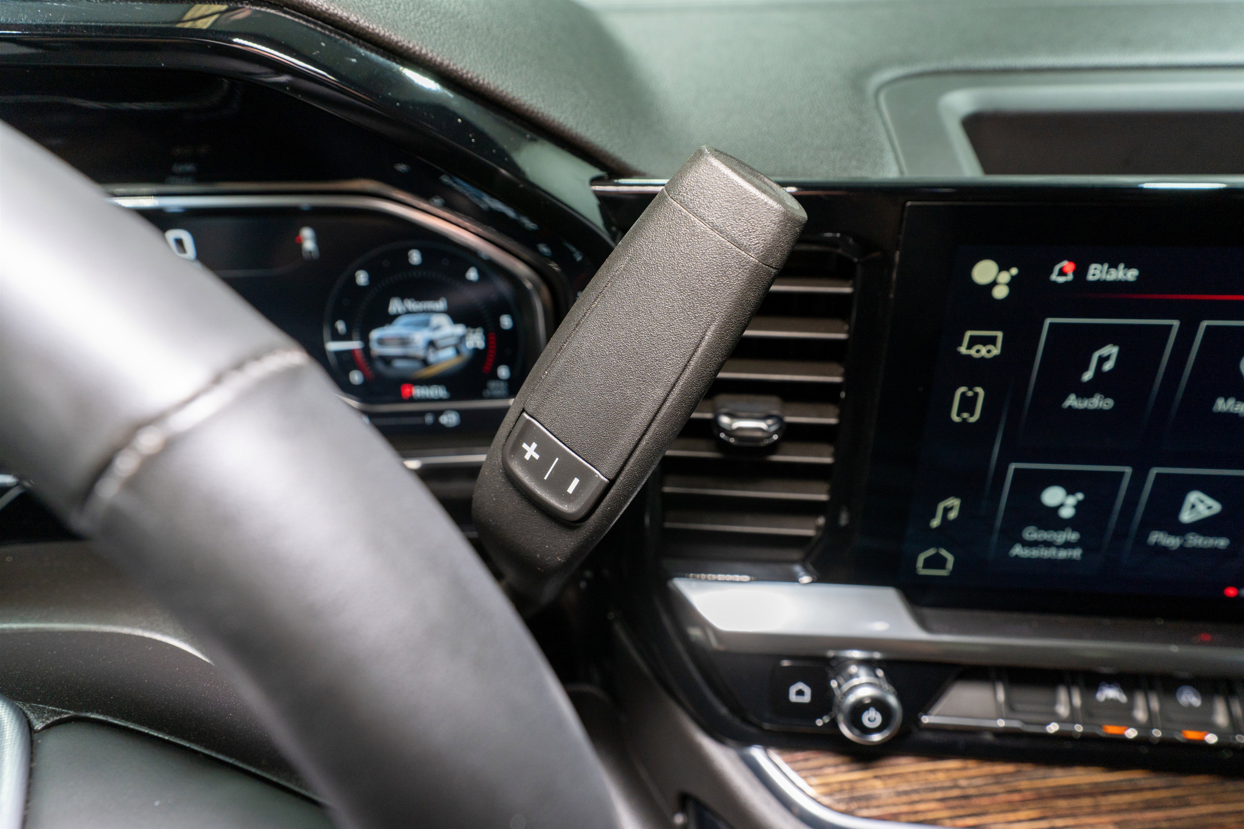 Used 2024 GMC Sierra 1500 SLE w/ Preferred Package image 26