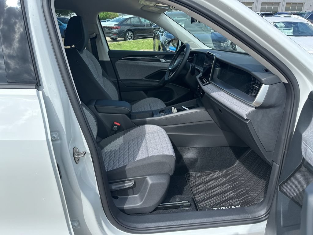 New 2026 Volkswagen Tiguan S FWD image 20