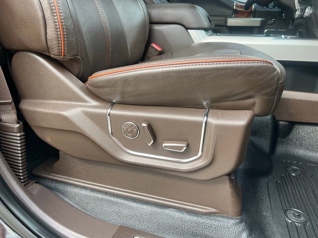 Used 2017 Ford F450 King Ranch w/ King Ranch Ultimate Package AWD/4WD image 26