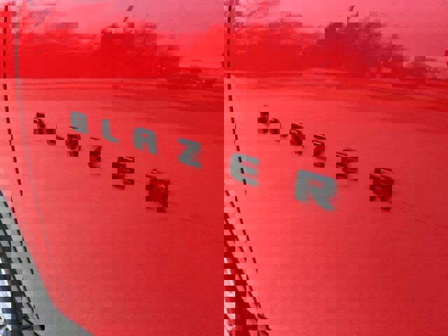 Used 2023 Chevrolet Blazer RS w/ Enhanced Convenience Package image 33