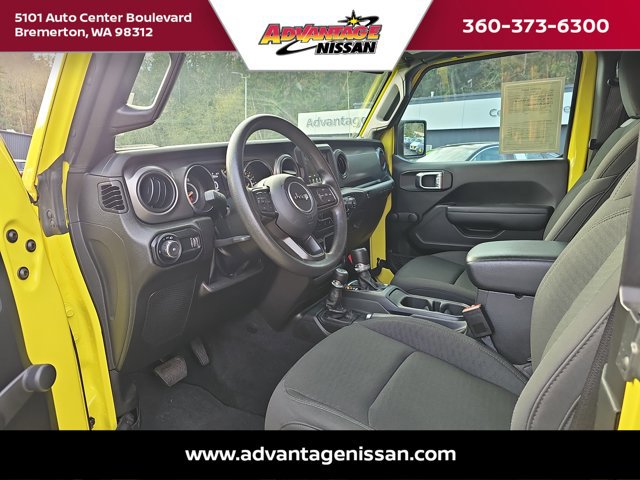 Used 2023 Jeep Wrangler Sport AWD/4WD image 17