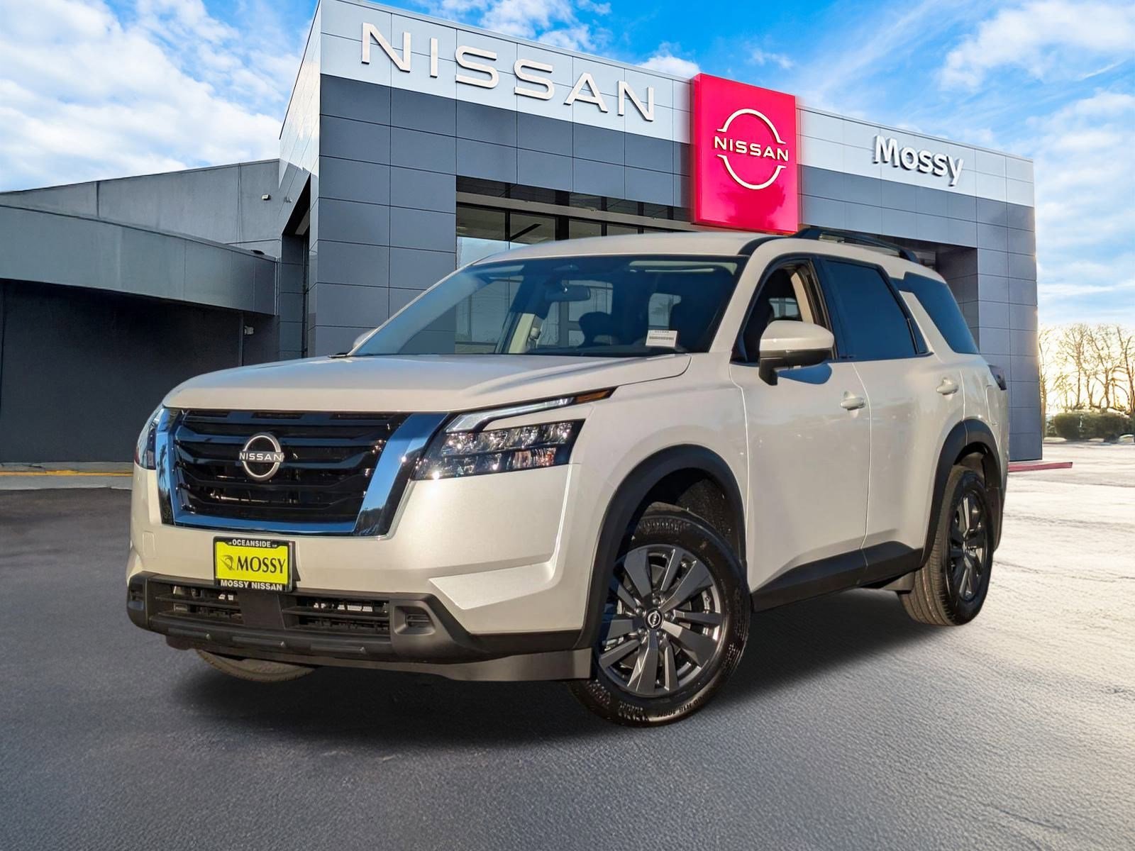 New 2025 Nissan Pathfinder SV