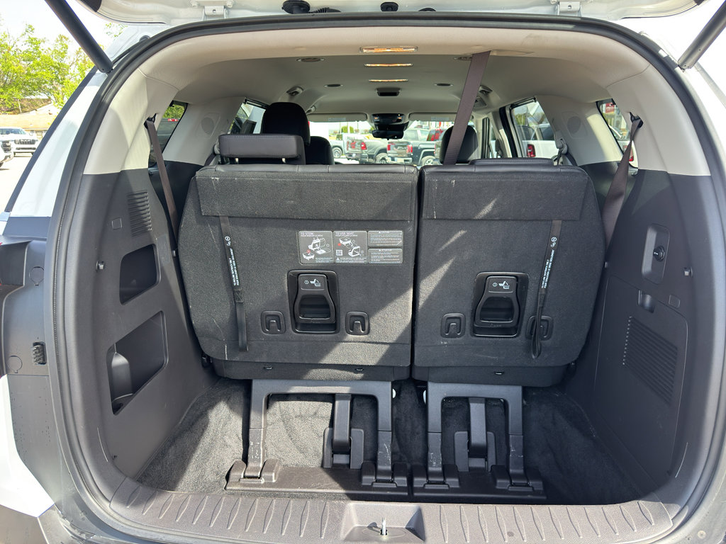 Used 2026 Kia Carnival EX image 23