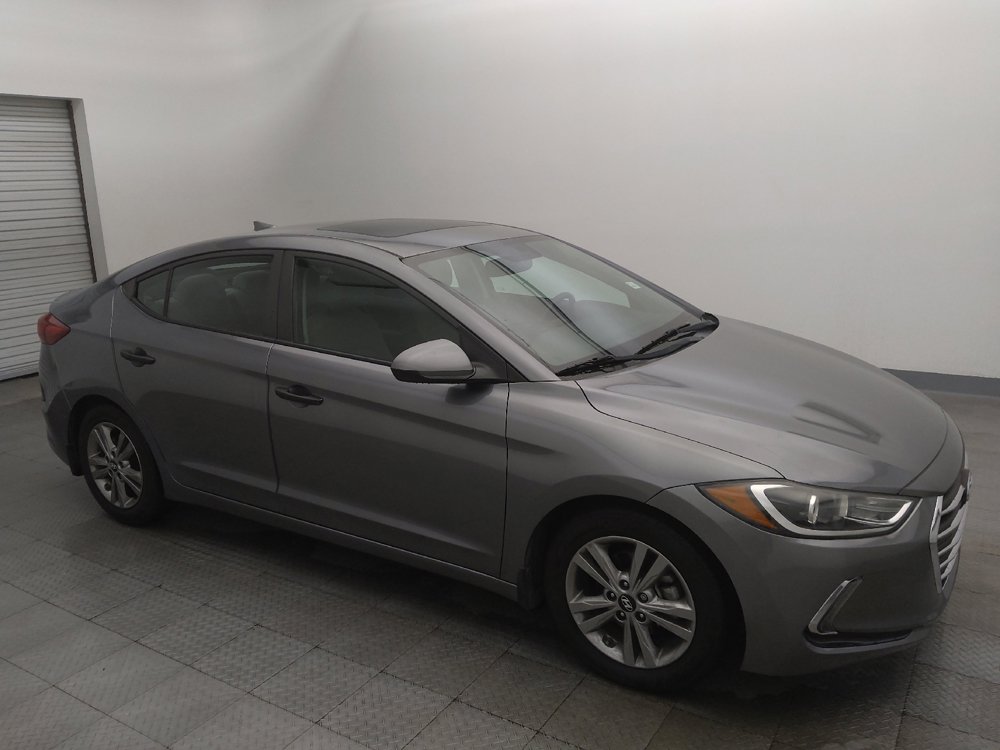 Used 2018 Hyundai Elantra Value Edition FWD image 11