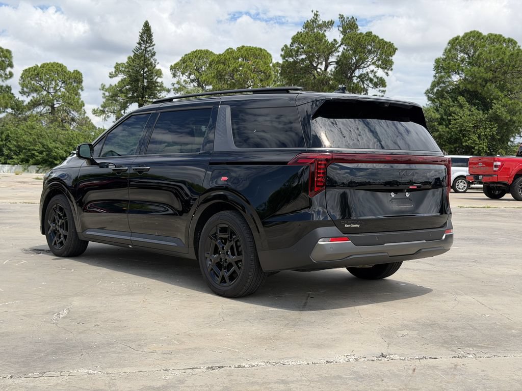 Certified 2026 Kia Carnival SX FWD image 6