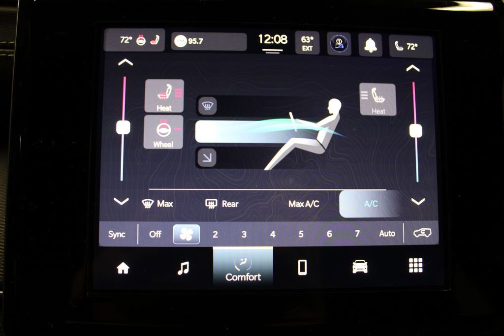 New 2025 Jeep Grand Cherokee Altitude image 16