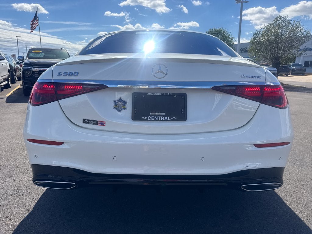 Used 2022 Mercedes-Benz S 580 4MATIC Sedan image 5