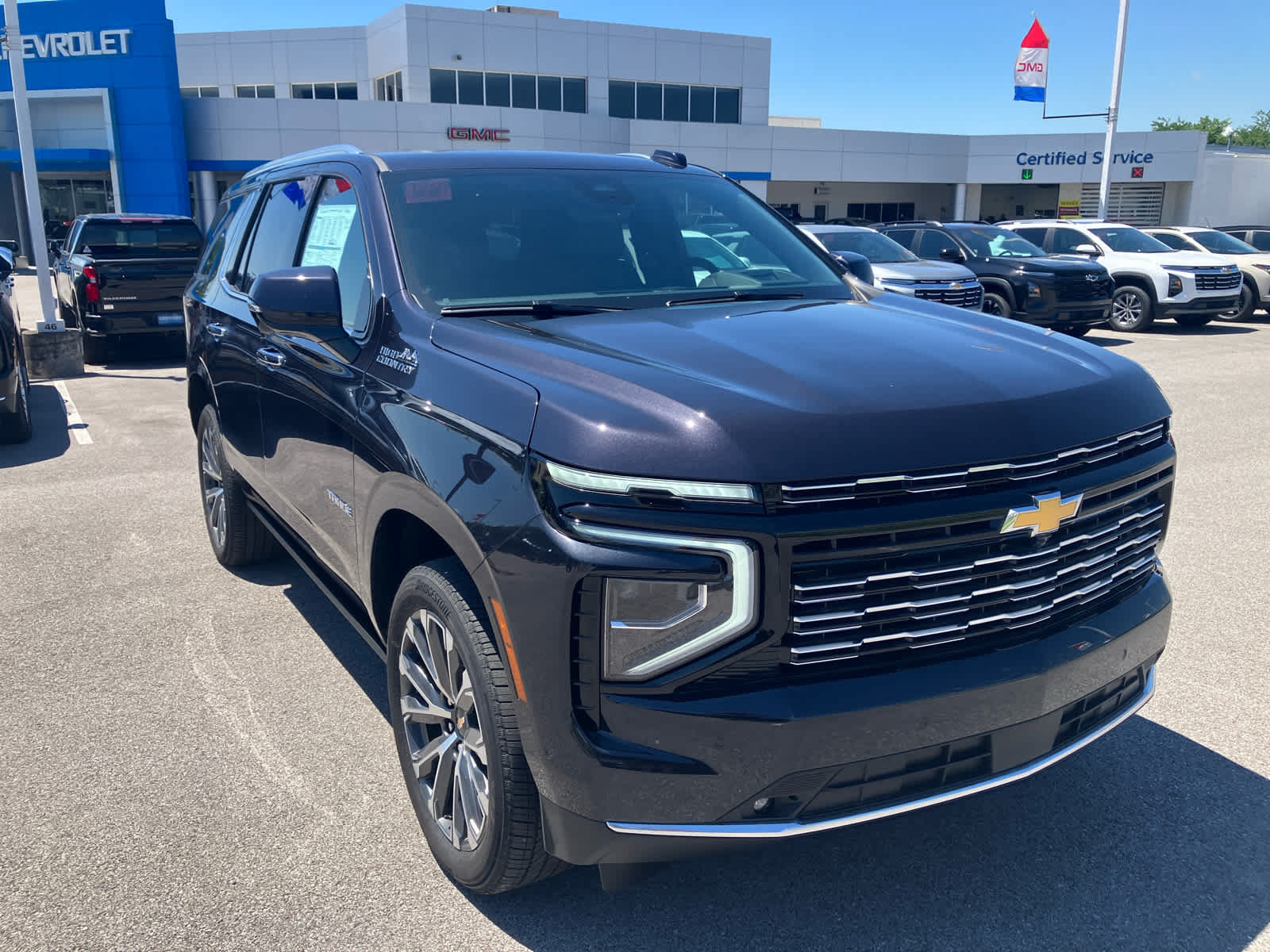 New 2026 Chevrolet Tahoe High Country AWD/4WD image 1