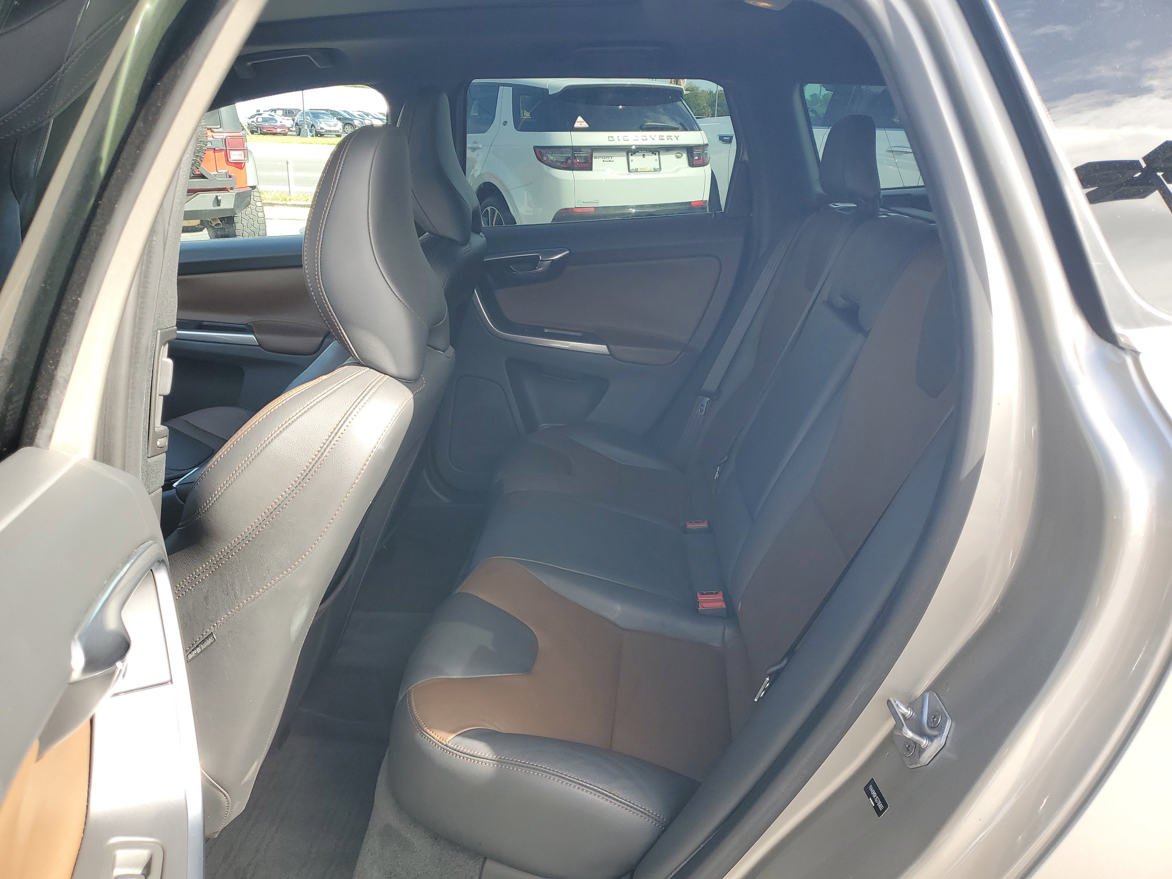 Used 2016 Volvo XC60 T5 Premier image 15