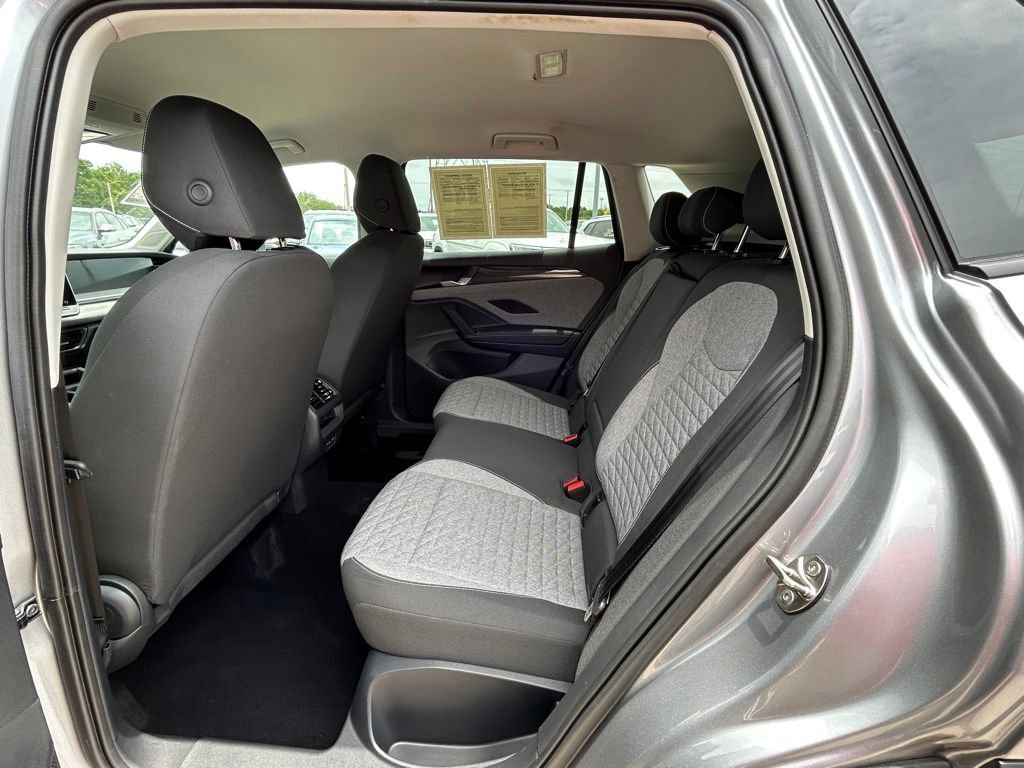 Certified 2025 Volkswagen Tiguan S FWD image 56