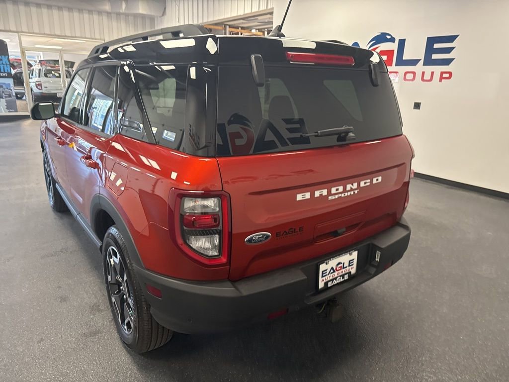 Used 2024 Ford Bronco Sport Outer Banks w/ Tech Package image 8