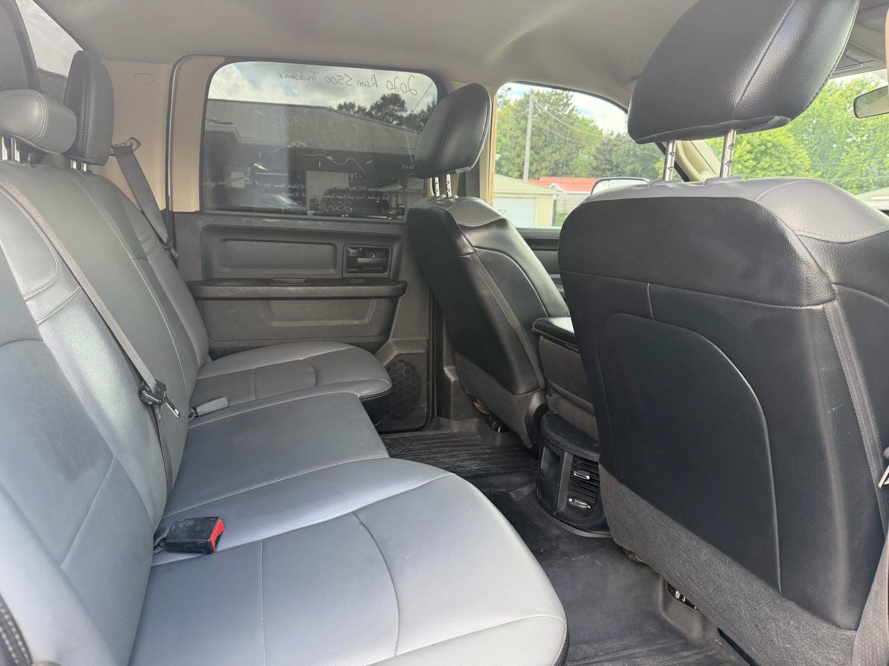 Used 2020 RAM 5500 Tradesman w/ Chrome Appearance Group AWD/4WD image 12