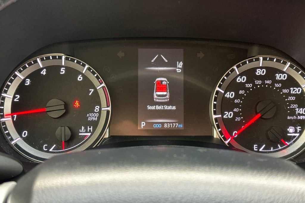 Used 2022 Toyota Highlander LE image 26