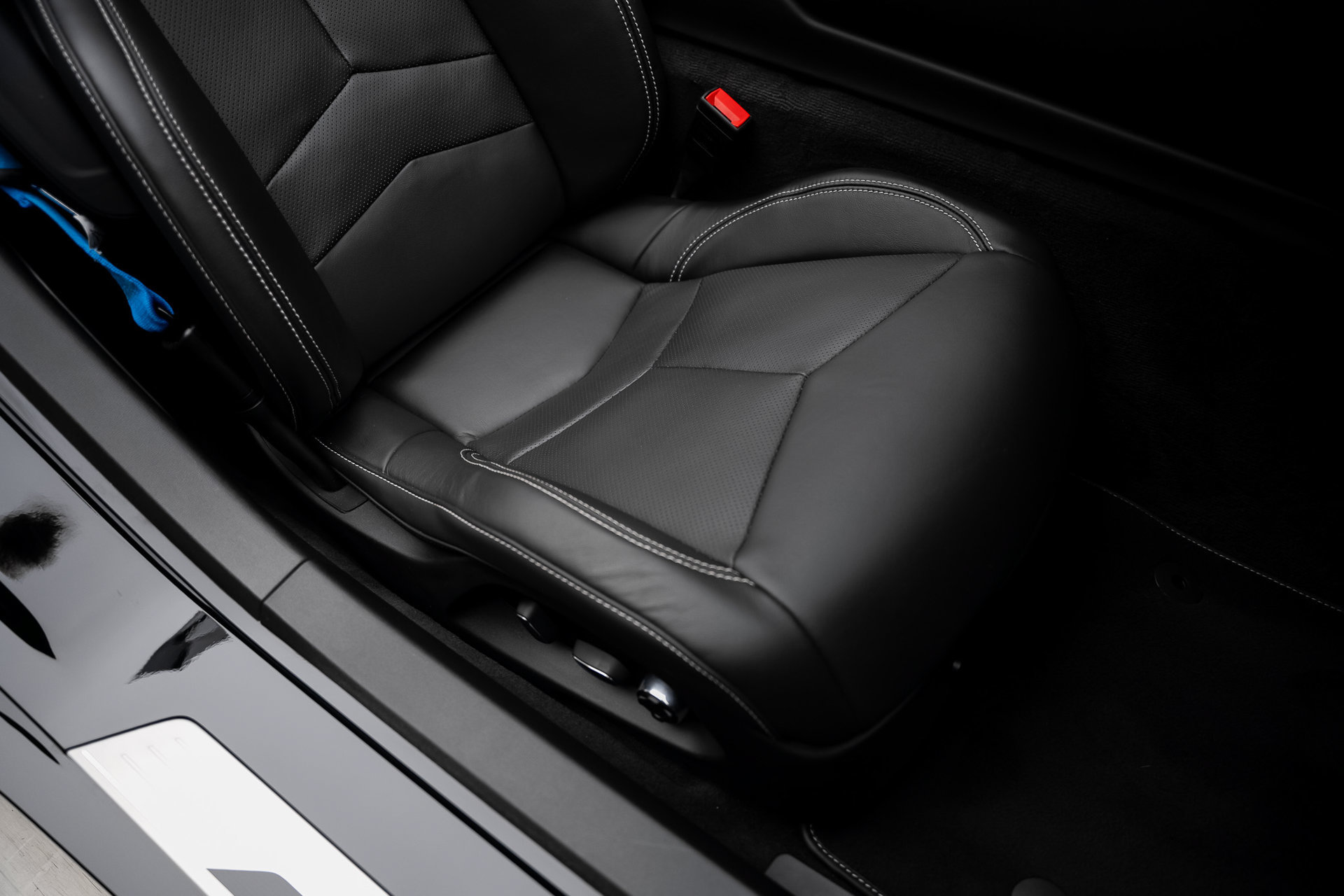 Used 2024 Chevrolet Corvette Z06 RWD image 65