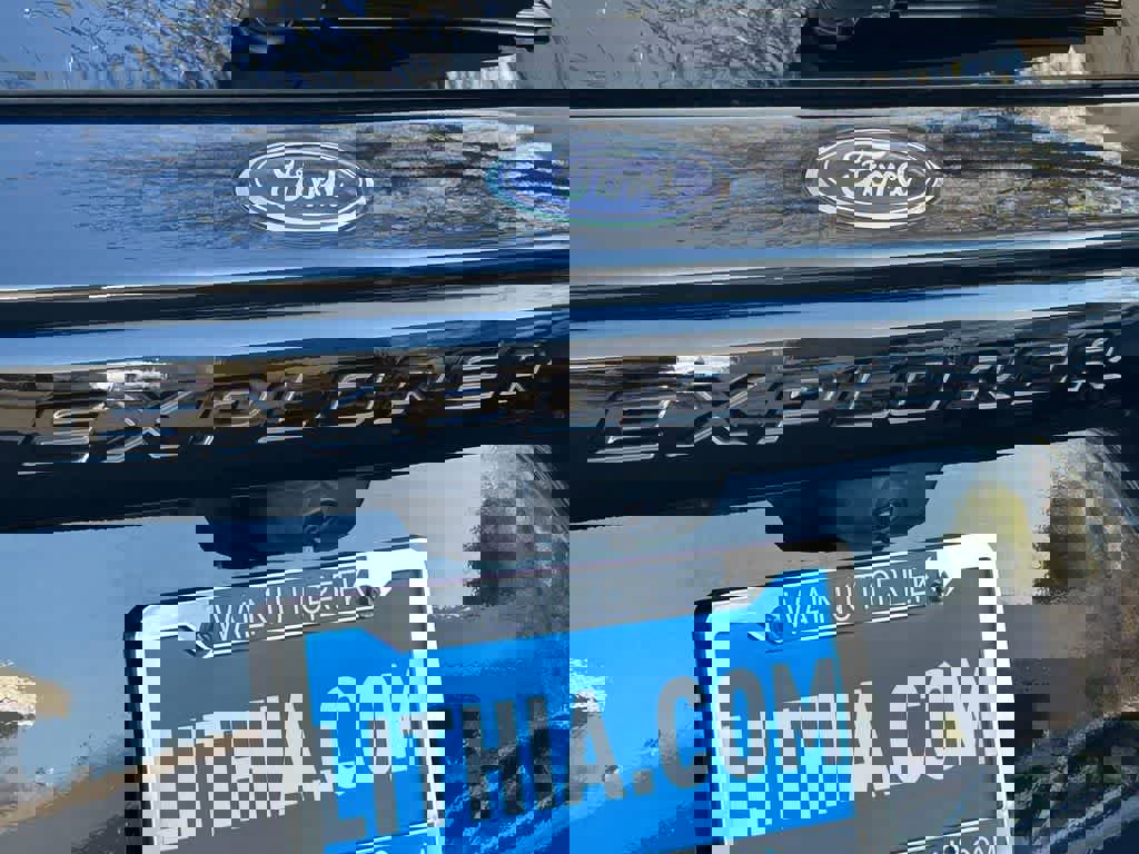 Used 2020 Ford Explorer ST w/ ST Street Pack image 6