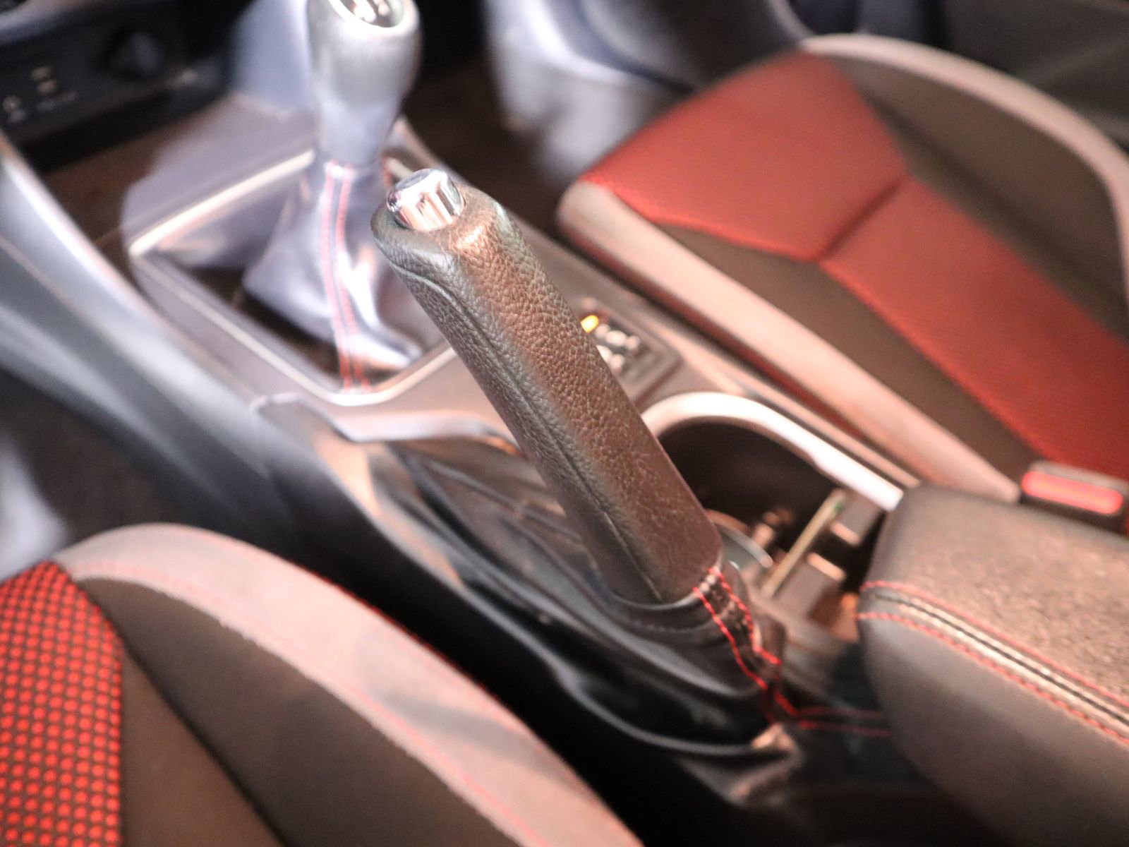 Used 2020 Subaru Impreza 2.0i Sport image 38