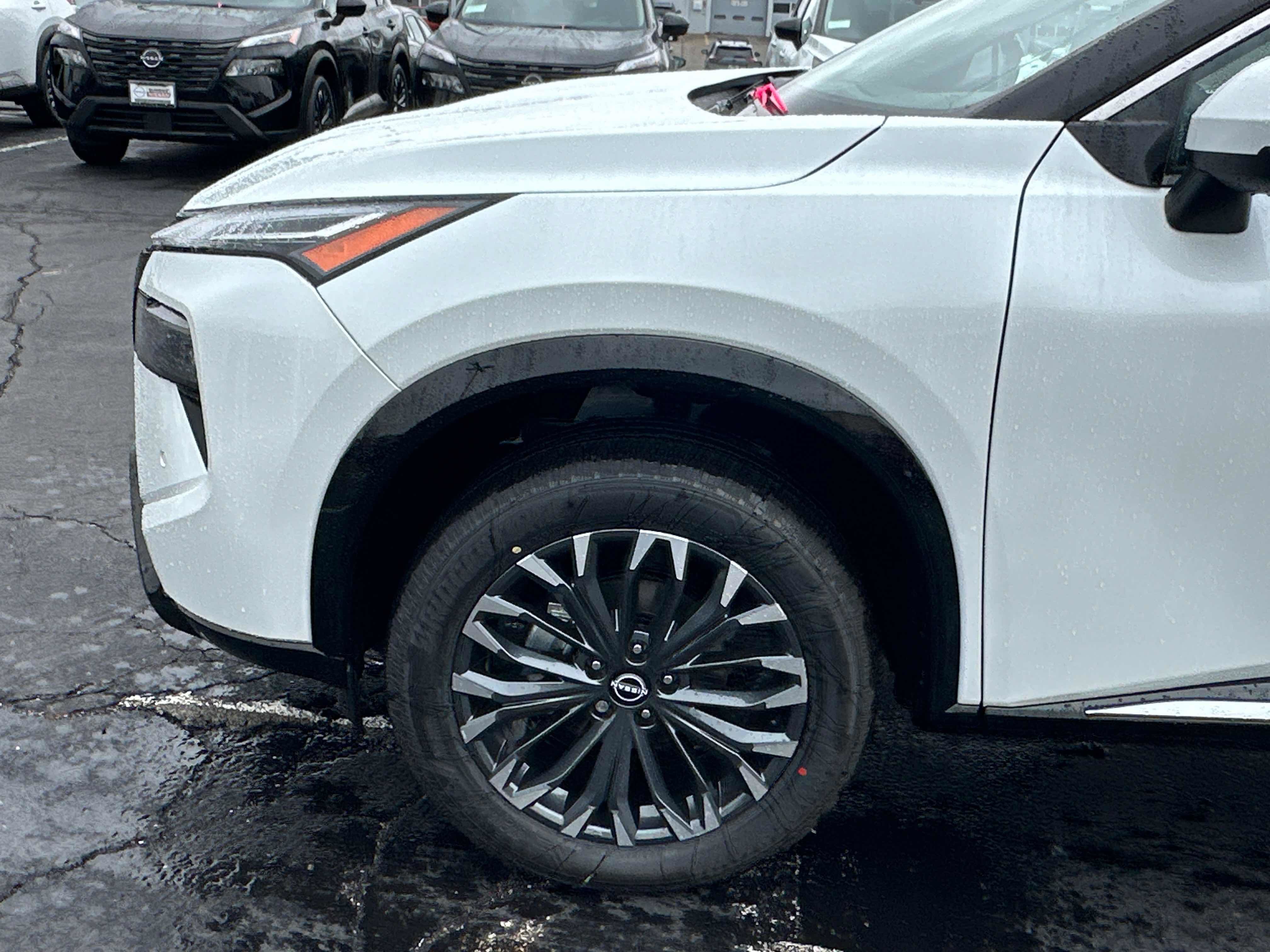 New 2026 Nissan Rogue Platinum image 7