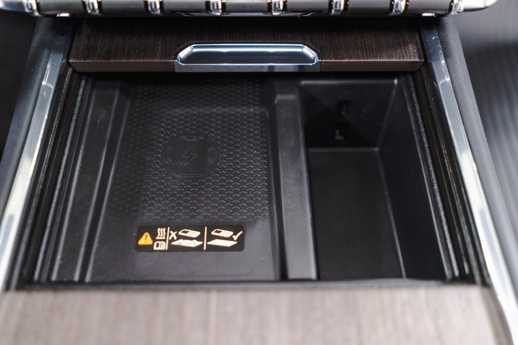 Used 2024 GMC Acadia Denali image 19