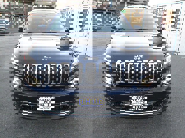 Used 2014 Jeep Cherokee Limited w/ Luxury Group image 2