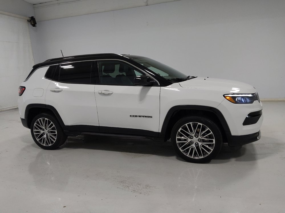 Used 2023 Jeep Compass Limited w/ Elite Group AWD/4WD image 11