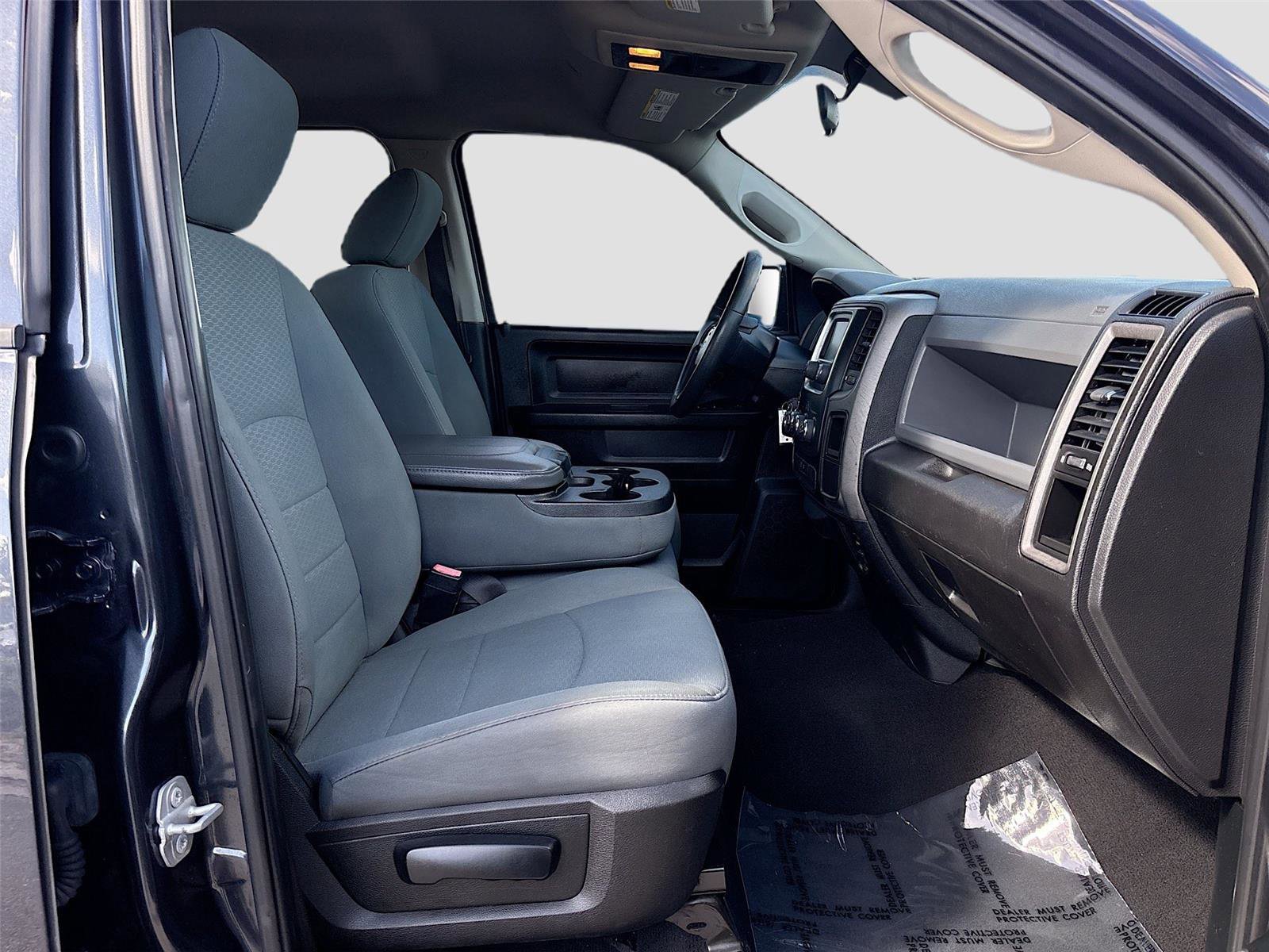 Used 2018 RAM 1500 Express RWD image 25