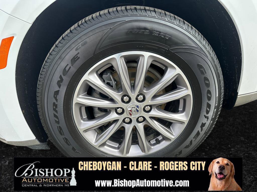 Used 2023 Buick Enclave Essence w/ LPO, Floor Liner Package AWD/4WD image 23