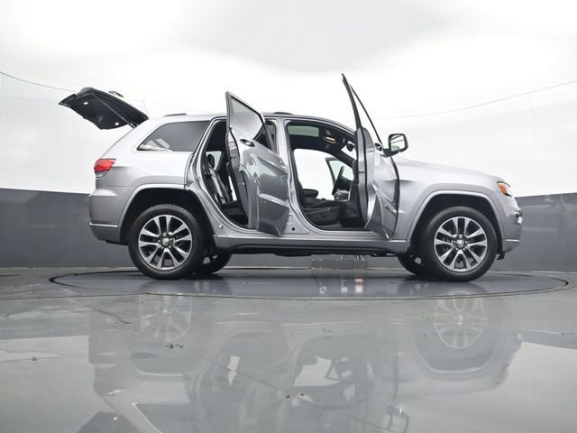 Used 2018 Jeep Grand Cherokee Overland AWD/4WD image 33