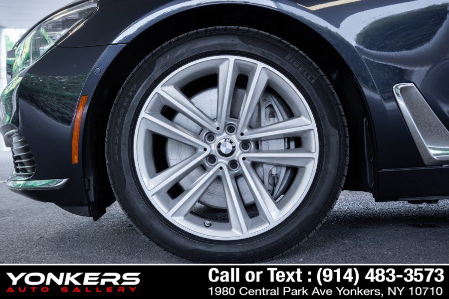 Used 2019 BMW 750i xDrive w/ Executive Package AWD/4WD image 19
