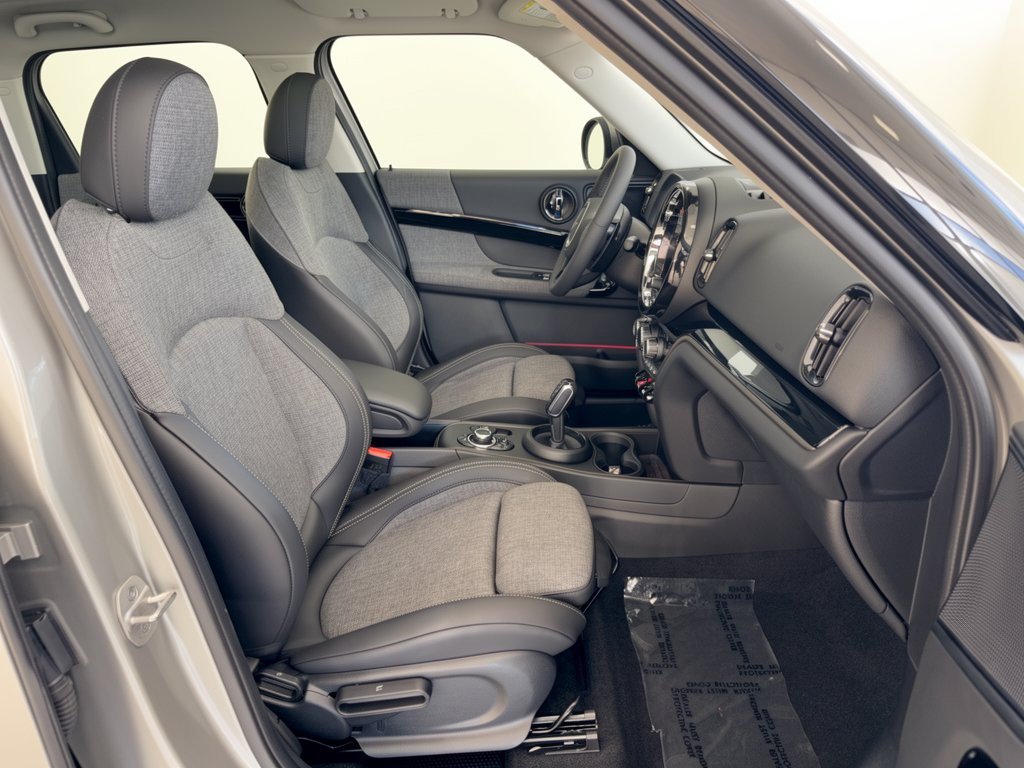 Certified 2024 MINI Cooper Countryman S FWD image 30