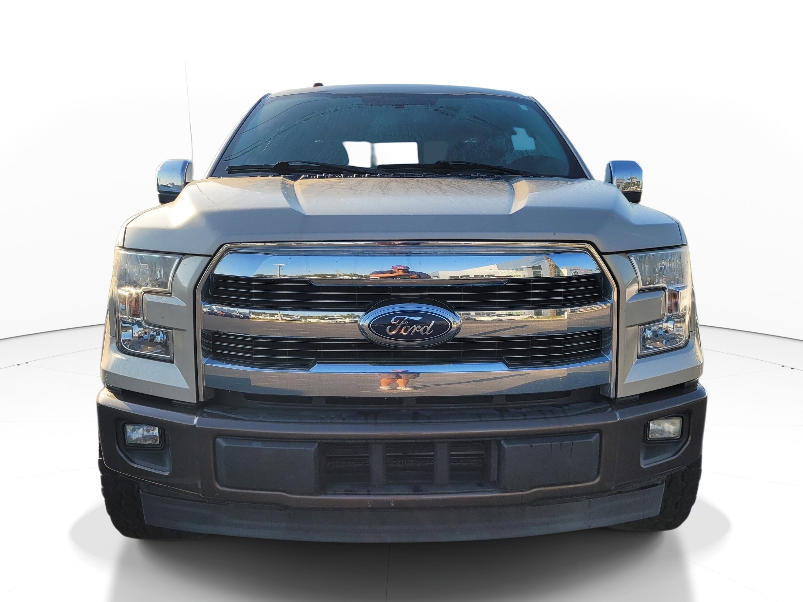 Used 2017 Ford F150 Lariat image 2
