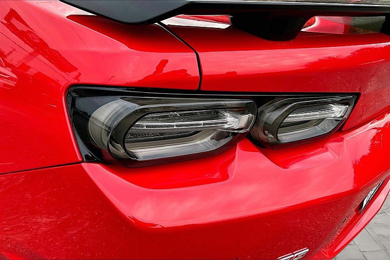 Used 2022 Chevrolet Camaro LT w/ RS Package image 30