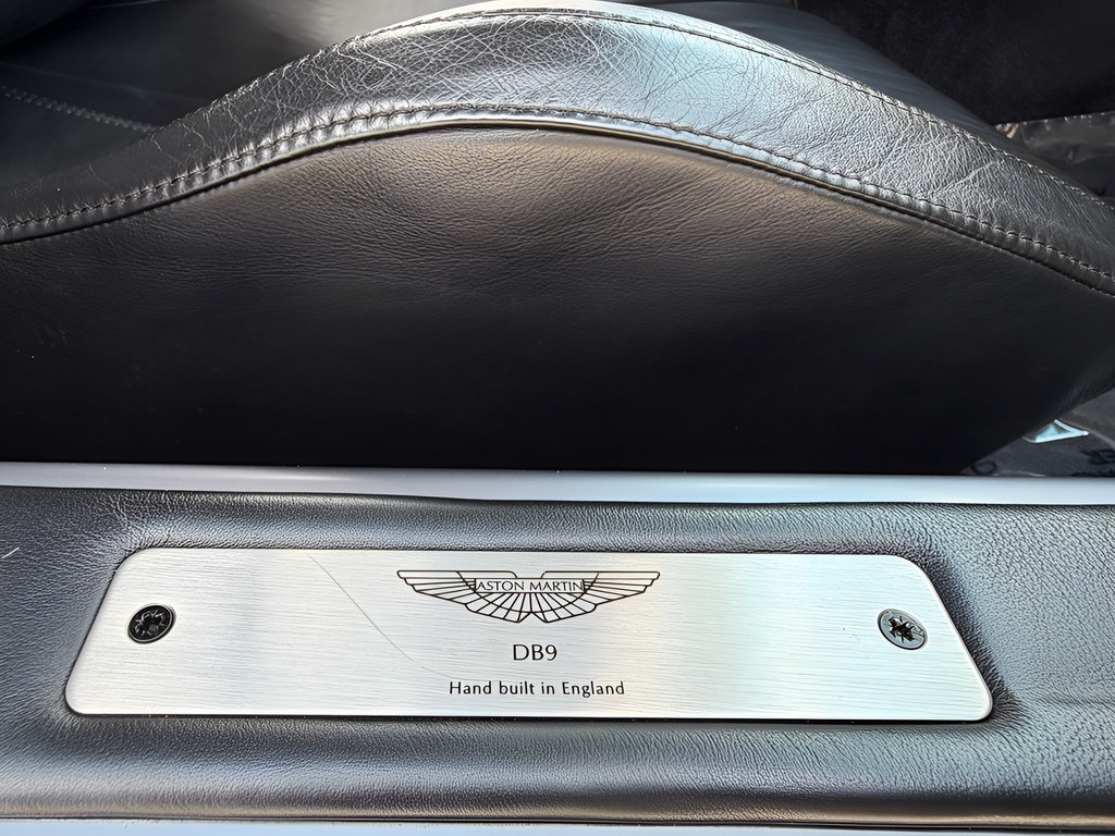 Used 2006 Aston Martin DB9 Volante RWD image 23