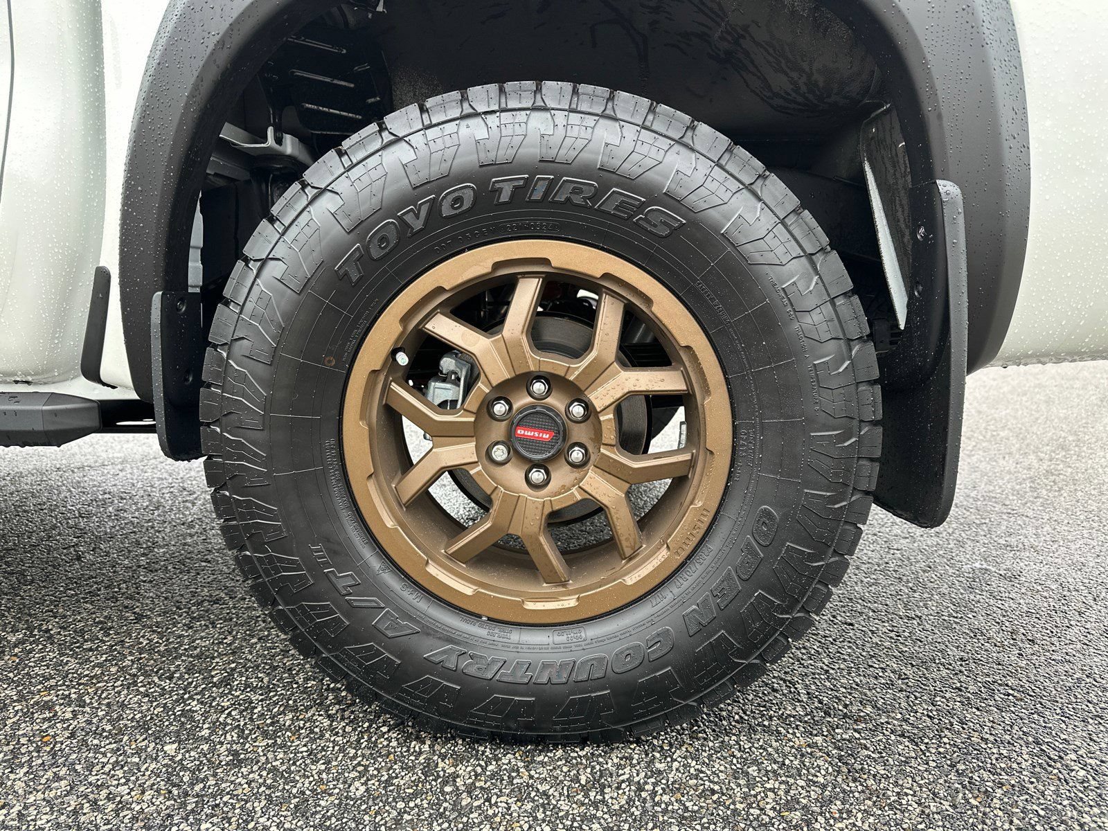 New 2025 Nissan Frontier PRO-4X AWD/4WD image 18