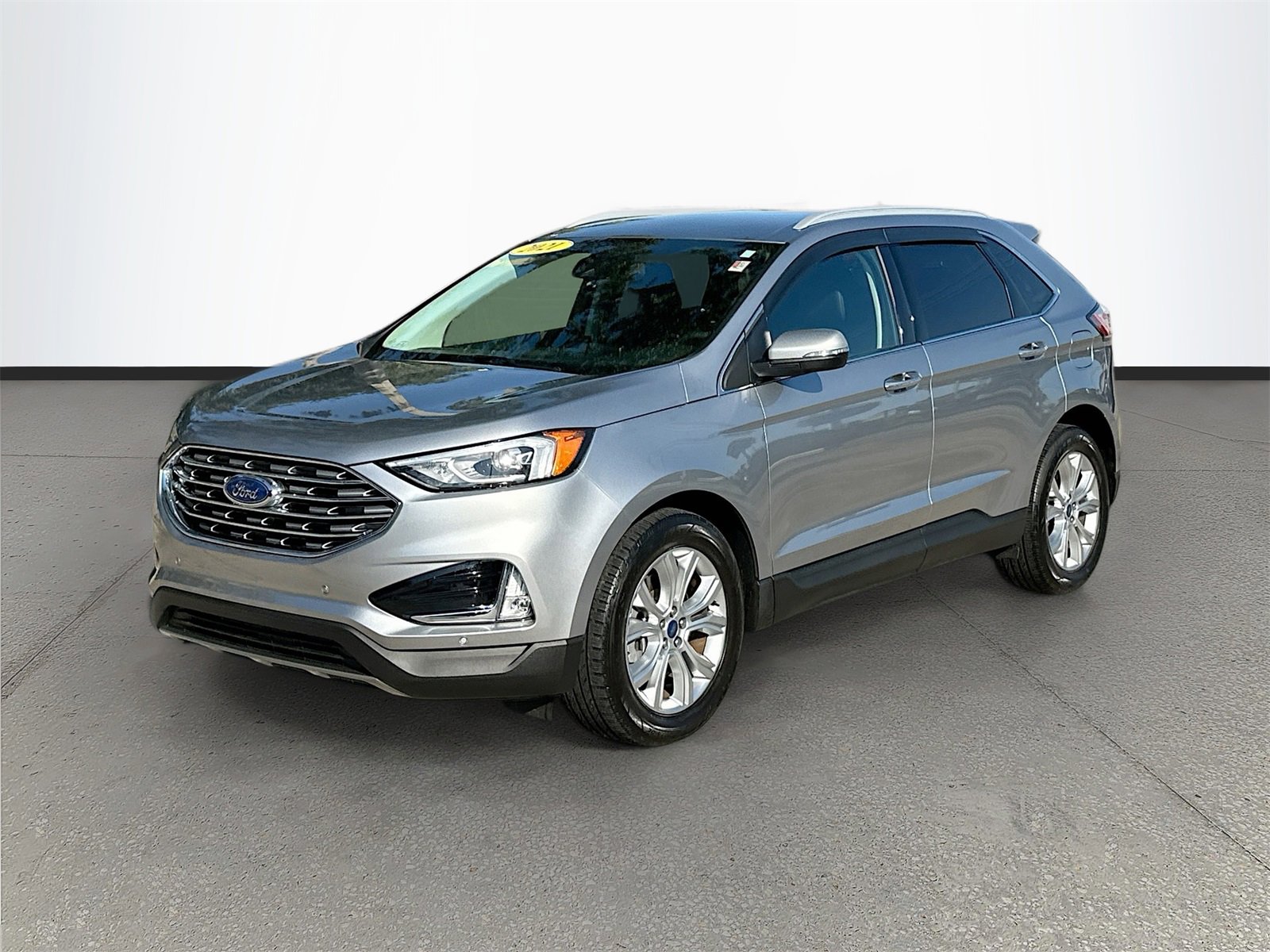 Used 2021 Ford Edge Titanium image 3