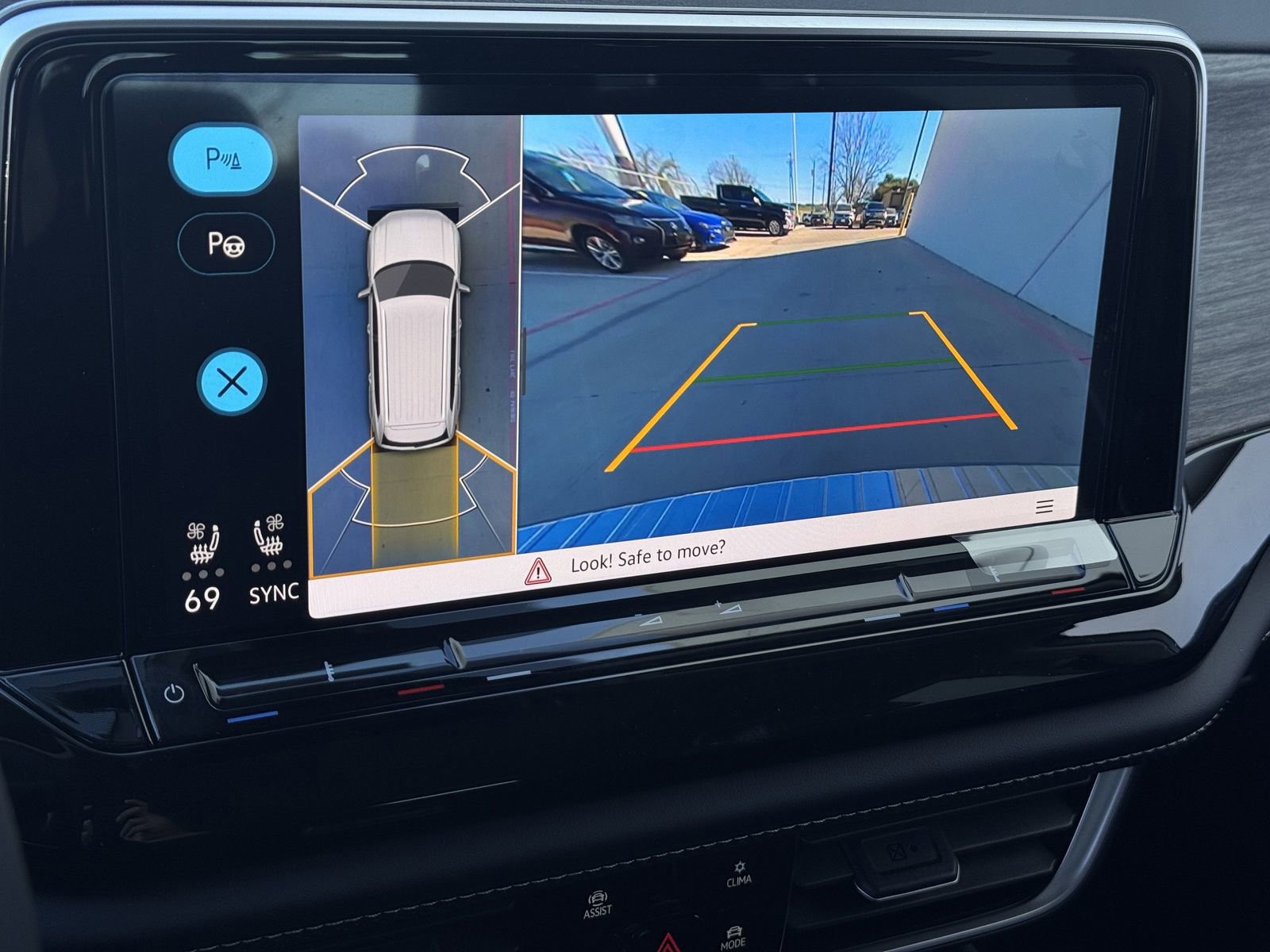 New 2026 Volkswagen Atlas SEL Premium R-Line image 19