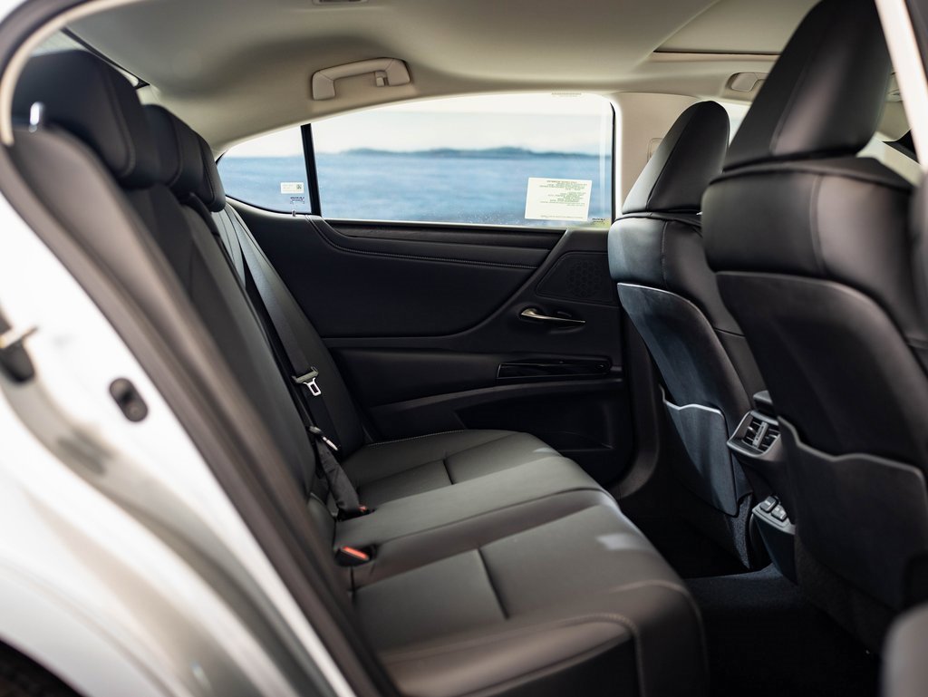 New 2025 Lexus ES 350 w/ Premium Package image 46