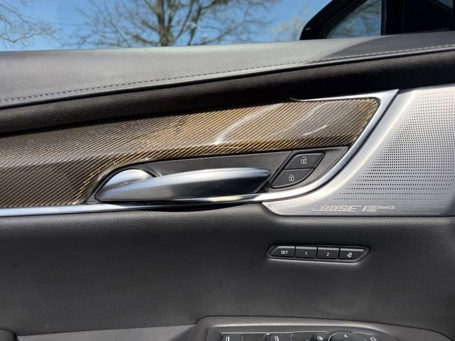 Used 2022 Cadillac XT5 Premium Luxury w/ Platinum Package FWD image 10