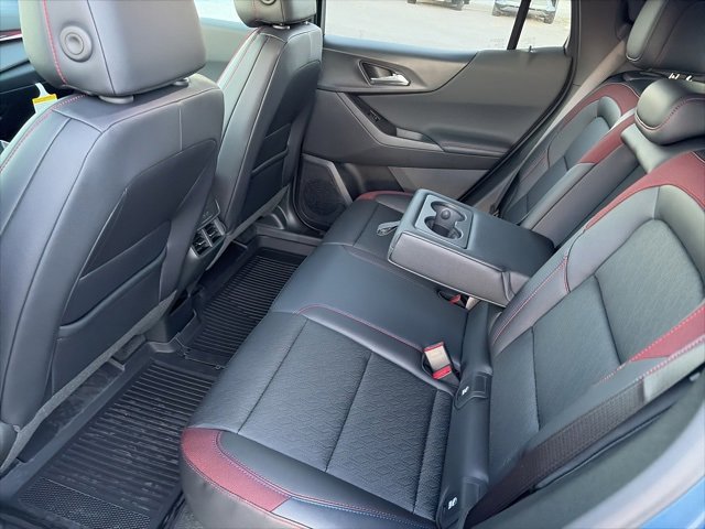 New 2026 Chevrolet Equinox RS w/ LPO, Floor Liner Package image 11