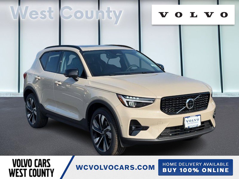 New 2026 Volvo XC40 B5 Plus w/ Climate Package