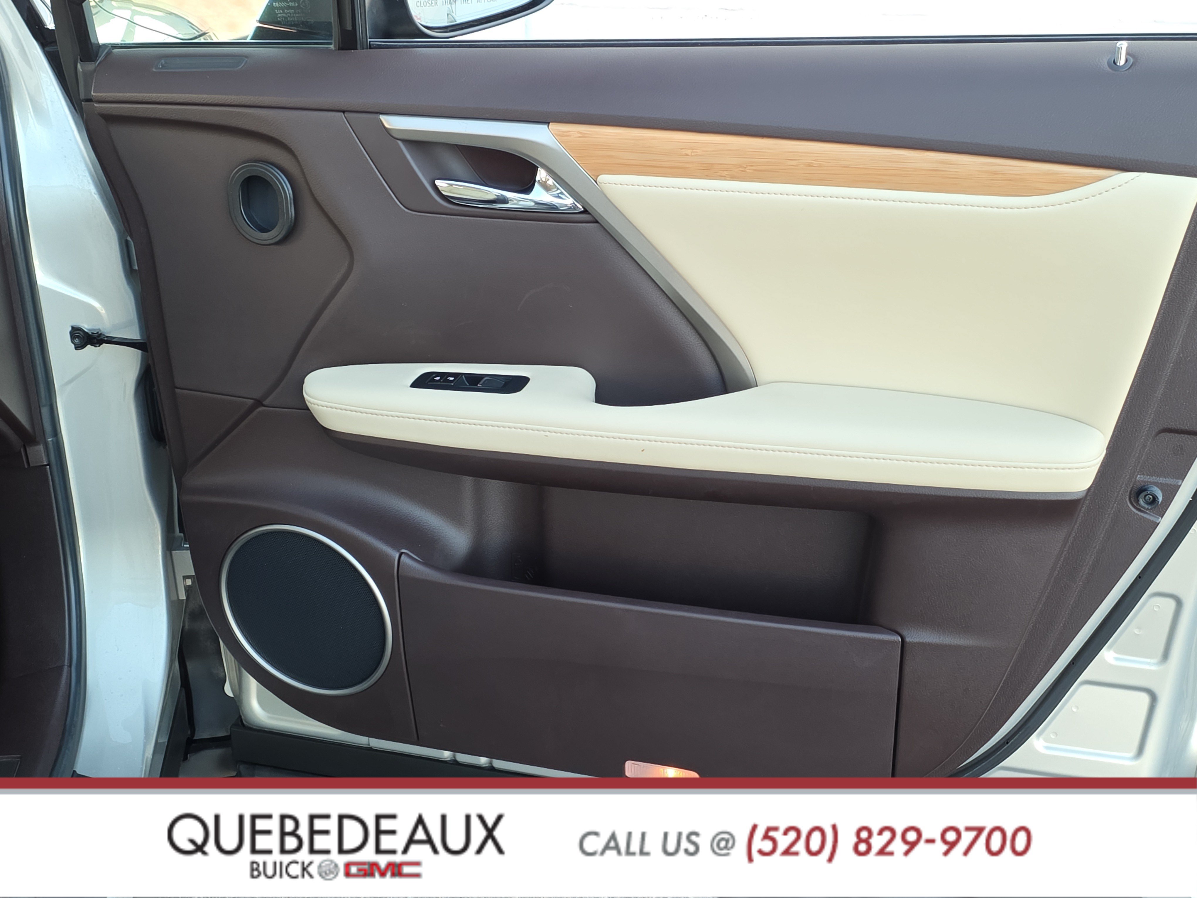 Used 2020 Lexus RX 350L Premium w/ Premium Package AWD/4WD image 32