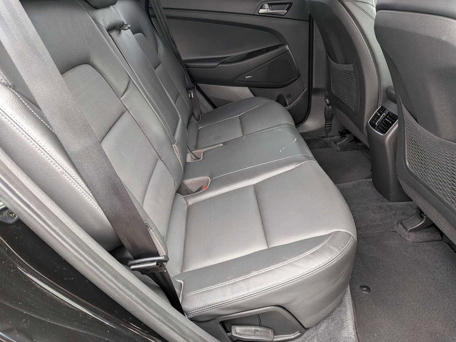 Used 2017 Hyundai Tucson Limited w/ Cargo Package AWD/4WD image 17